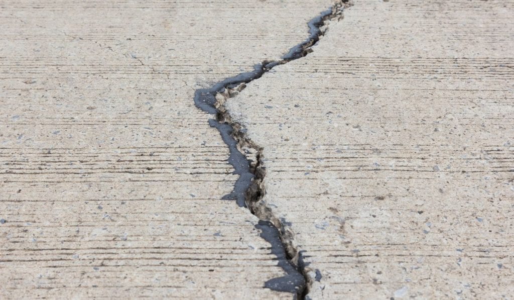 concrete driveway cracking reasons