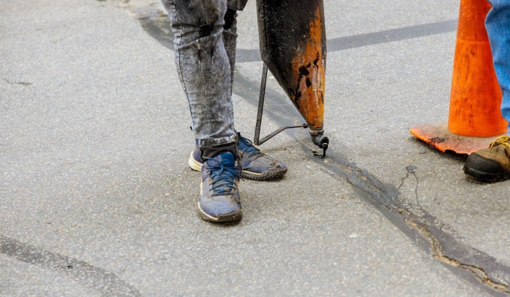 Sealant applied in concrete expansion joints