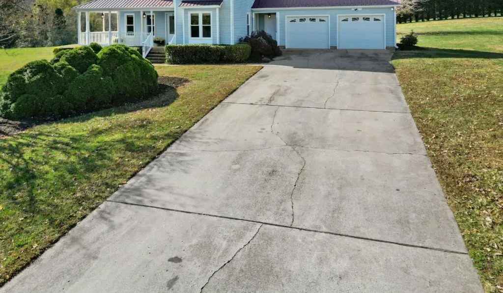 concrete driveway joint filling maintenance