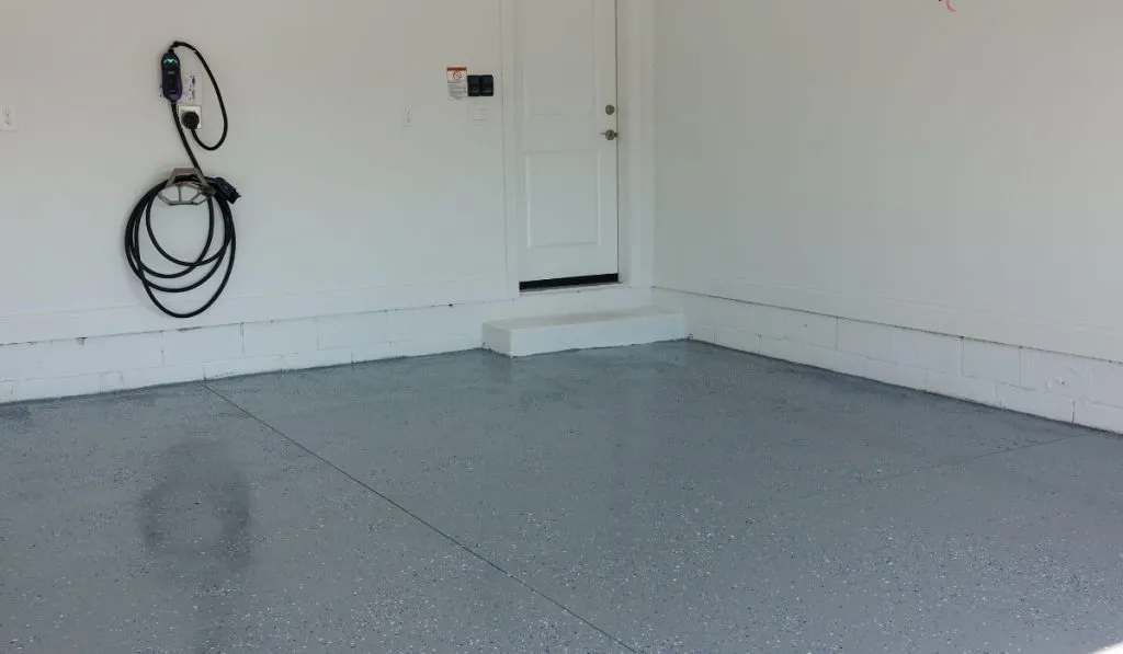 Smooth and glossy epoxy-coated garage floor